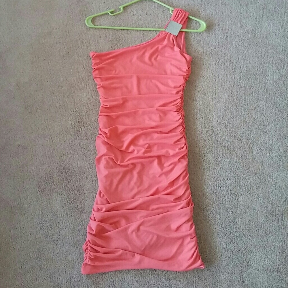 1 shoulder dress